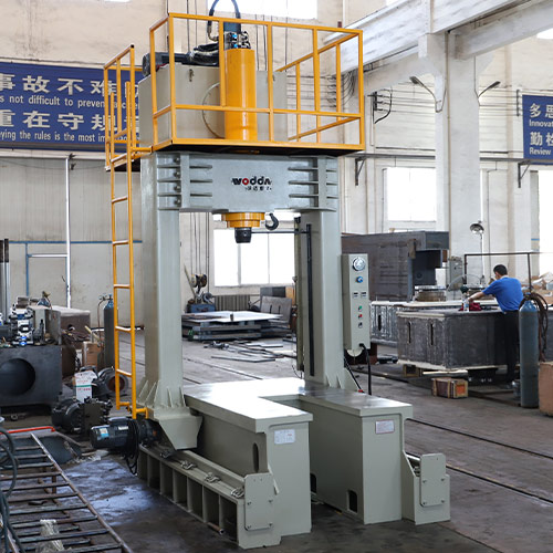 100噸龍門(mén)液壓機(jī)-移動(dòng)式龍門(mén)液壓機(jī)廠家