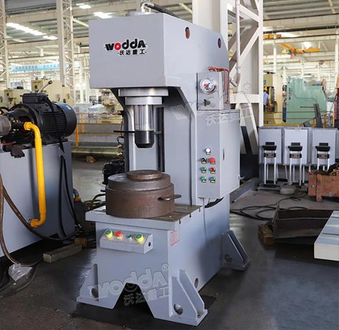 液壓機(jī)廠(chǎng)家