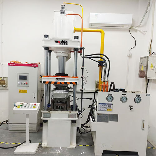 63噸碳酸鈉粉末成型液壓機