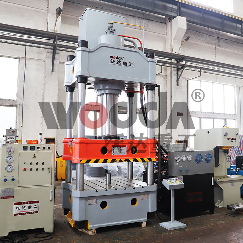 315噸三梁四柱液壓機(jī) 315噸三梁四柱液壓機(jī)