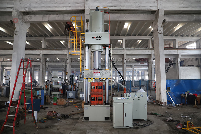 山東耐火材料液壓機(jī)廠家(耐火磚、石墨匣缽、坩堝)