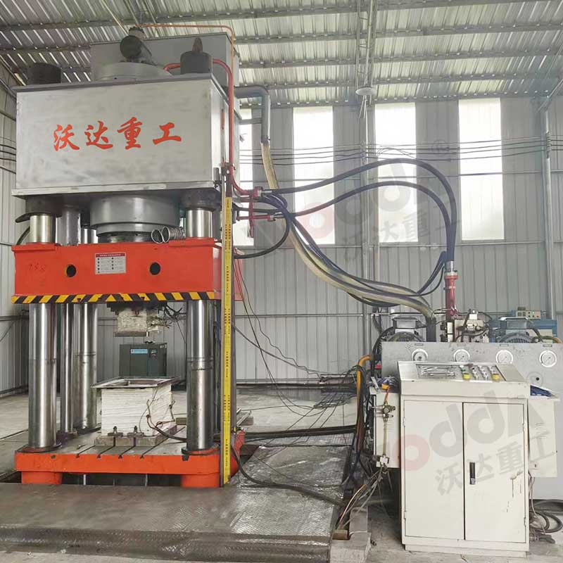 800噸匣缽液壓機(jī) 800噸匣缽液壓機(jī)