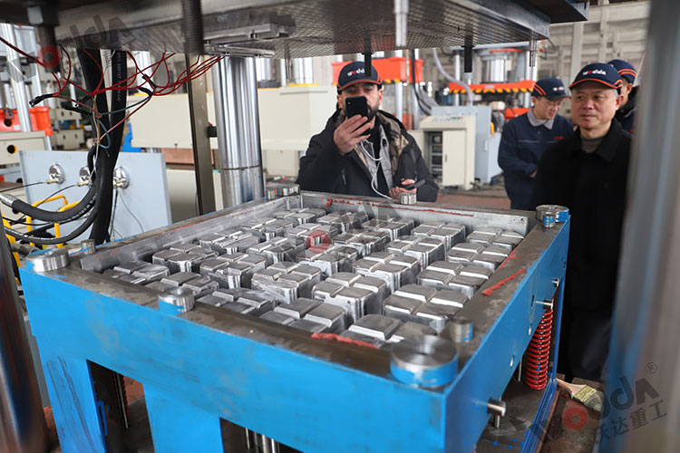 樹脂井蓋模具 樹脂井蓋模具