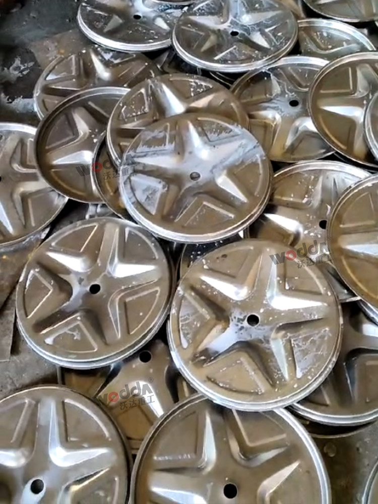 農(nóng)機(jī)車輪輪轂沖壓件 農(nóng)機(jī)車輪輪轂沖壓件