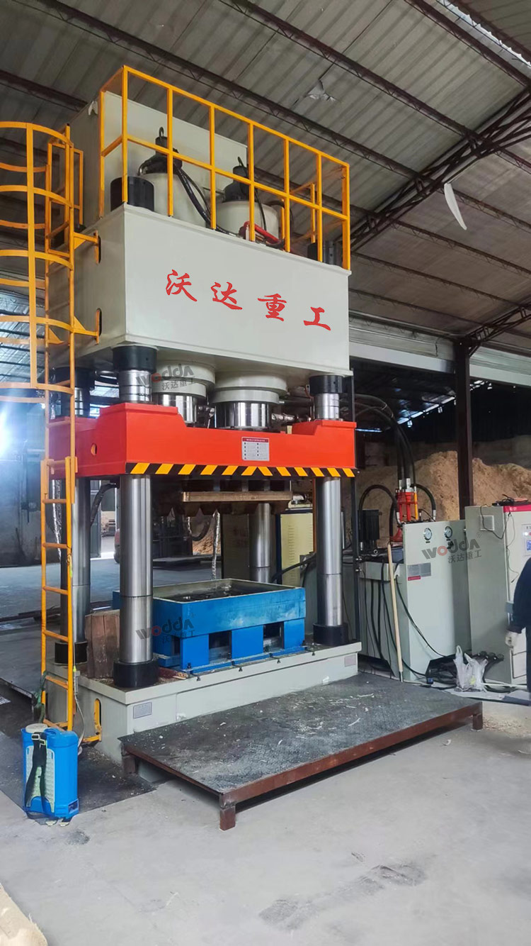 1250噸四柱液壓機 1250噸四柱液壓機