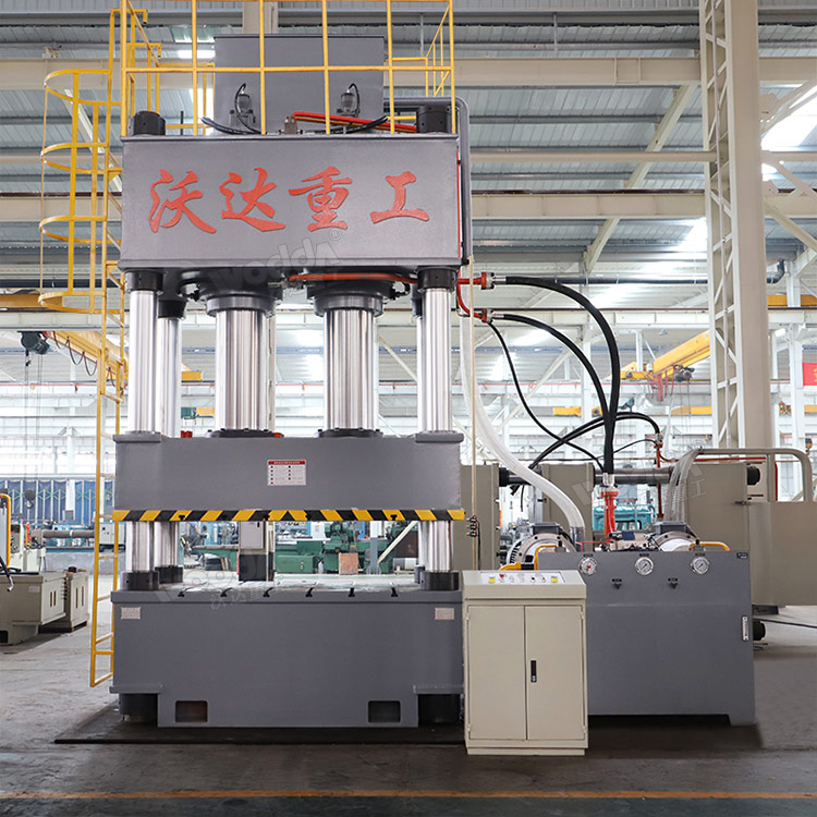 800噸四柱液壓機(jī) 800噸四柱液壓機(jī)