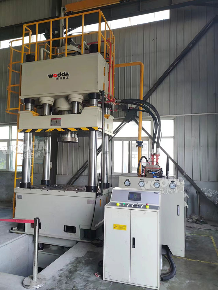 500噸封頭液壓機現(xiàn)場調試