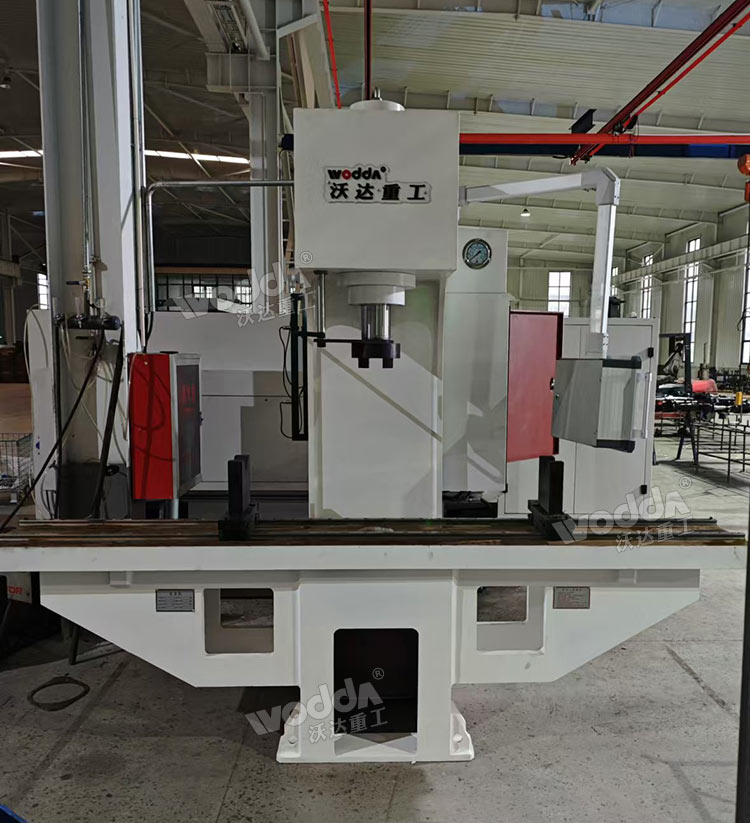 63噸單臂校直機(jī)現(xiàn)場(chǎng) 63噸單臂校直機(jī)現(xiàn)場(chǎng)