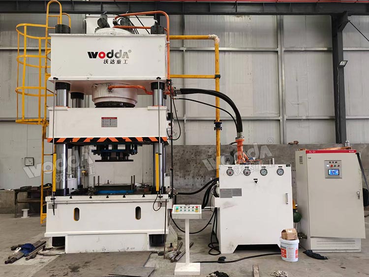 800噸農(nóng)機配件拉伸液壓機 800噸農(nóng)機配件拉伸液壓機