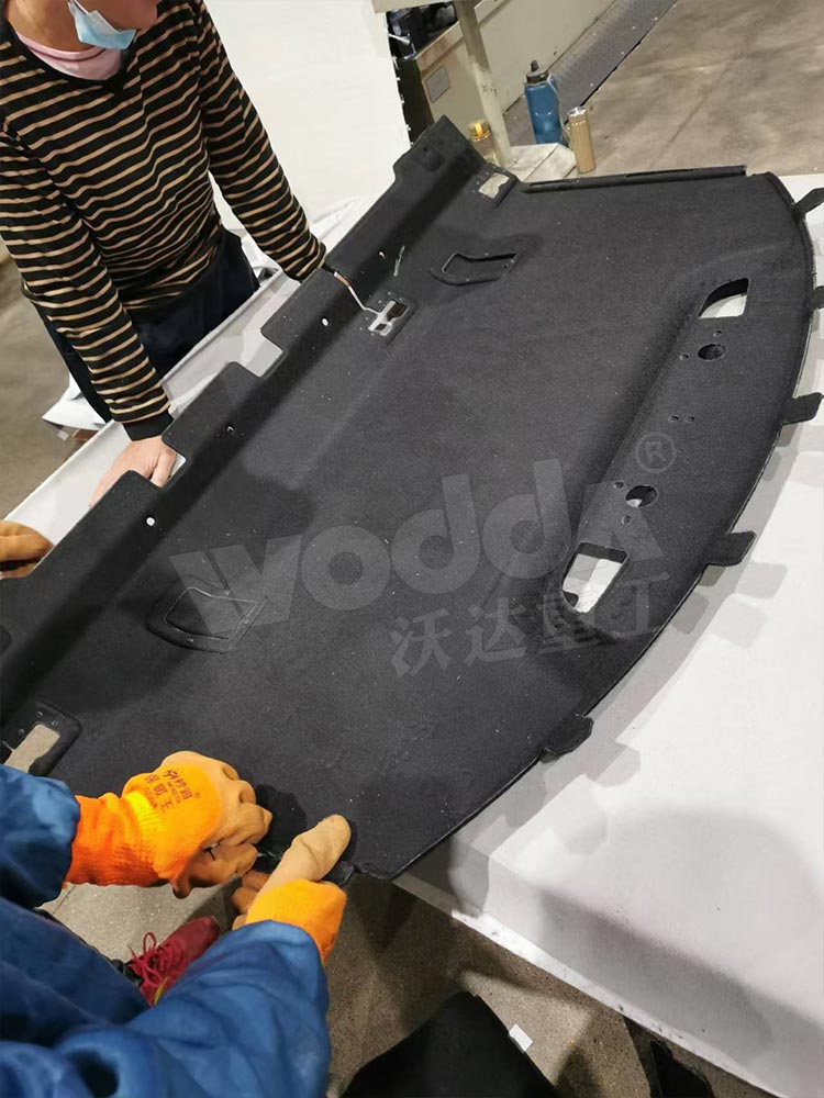 汽車(chē)后平臺(tái)蓋板 汽車(chē)后平臺(tái)蓋板