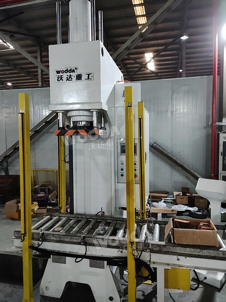 63噸電機定子壓裝液壓機 63噸電機定子壓裝液壓機