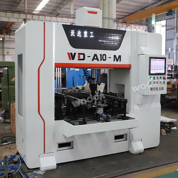 10噸龍門式校直機(jī) 10噸龍門式校直機(jī)