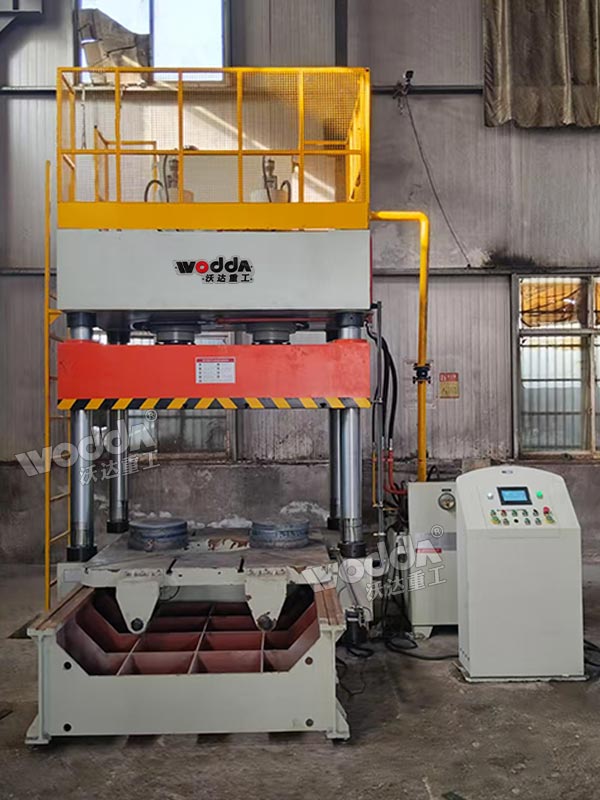 315噸輪胎模具試驗機(jī) 315噸輪胎模具試驗機(jī)