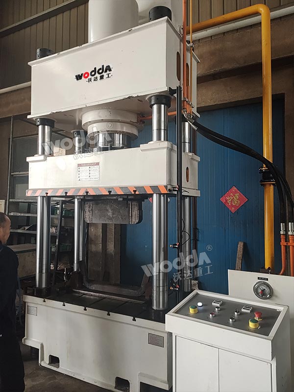 400噸四柱液壓機 400噸四柱液壓機