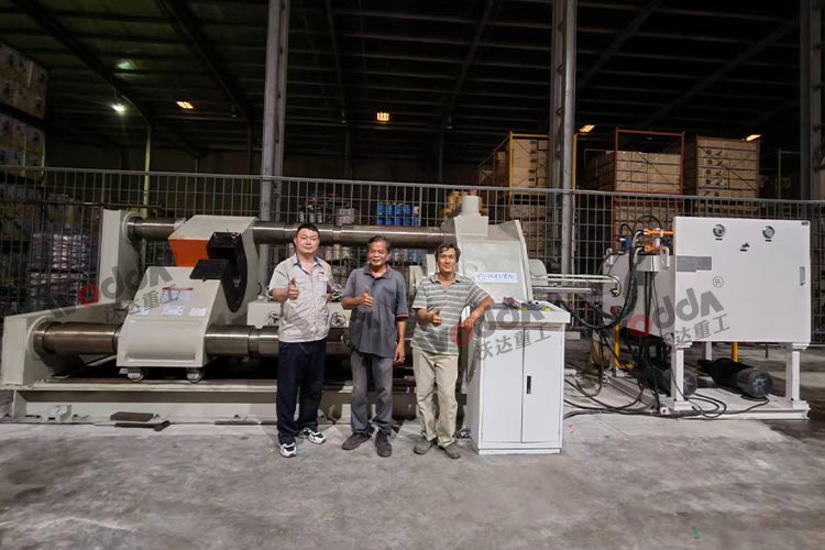 500噸火車輪軸壓裝機安裝現(xiàn)場 500噸火車輪軸壓裝機安裝現(xiàn)場