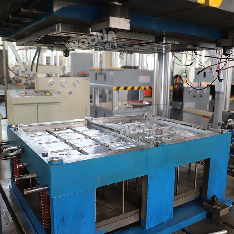 樹(shù)脂井蓋模具