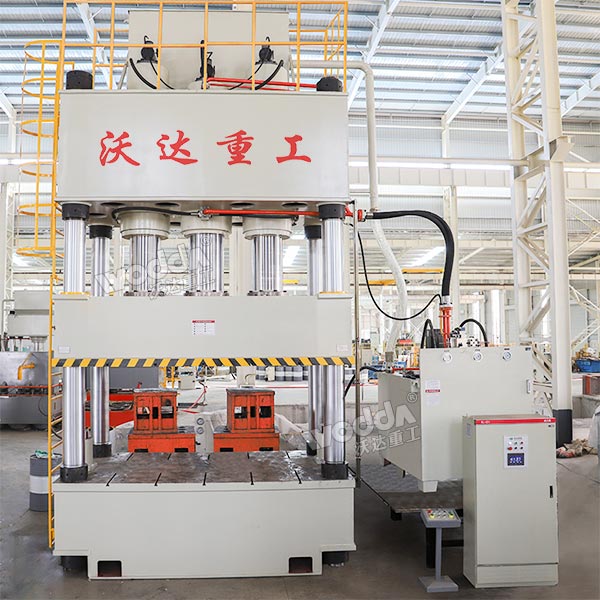 1500噸復(fù)合材料成型液壓機(jī)