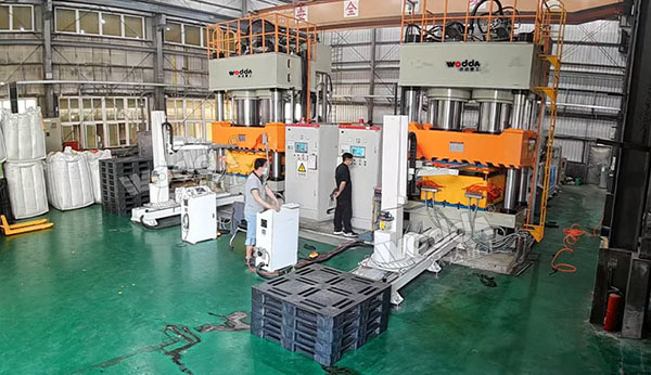 塑料托盤液壓機