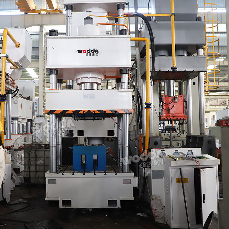 315噸樹(shù)脂井蓋成型液壓機(jī)