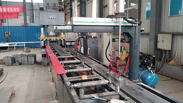 錨桿托盤液壓機生產(chǎn)線