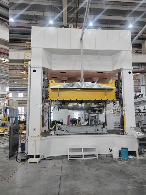 315噸框架式液壓機(jī)