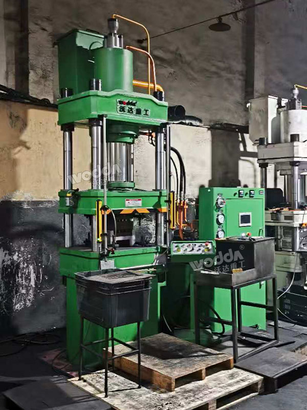 200噸粉末成型液壓機(jī)