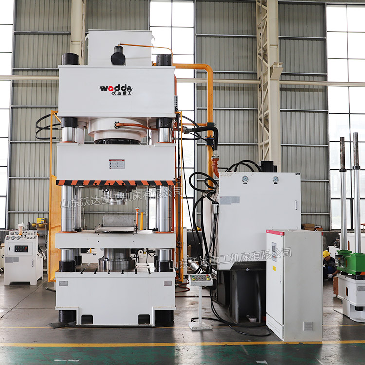 1000噸陶瓷粉末成型液壓機(jī)(四梁四柱式) 1000噸陶瓷粉末成型液壓機(jī)(四梁四柱式)