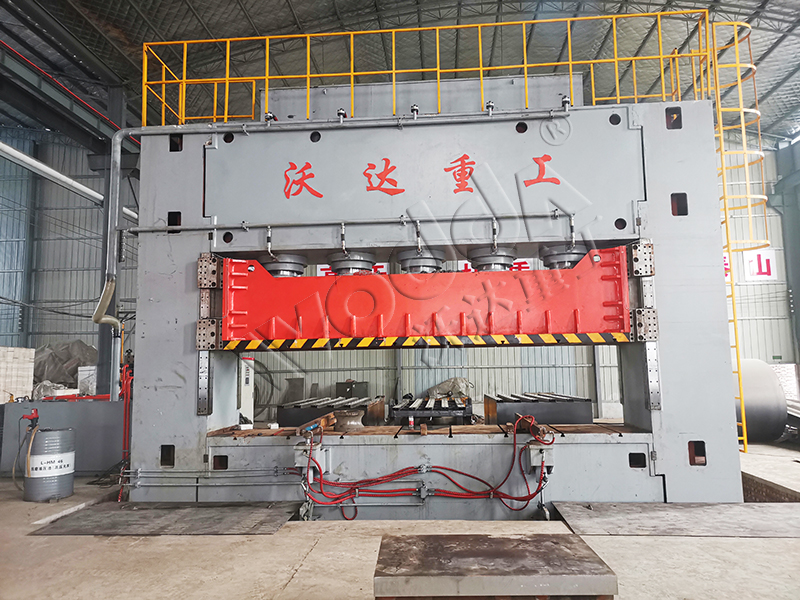 2000噸波紋板液壓機(jī)