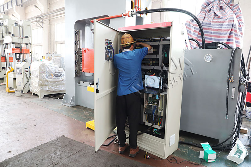 電器系統(tǒng) 電器系統(tǒng)